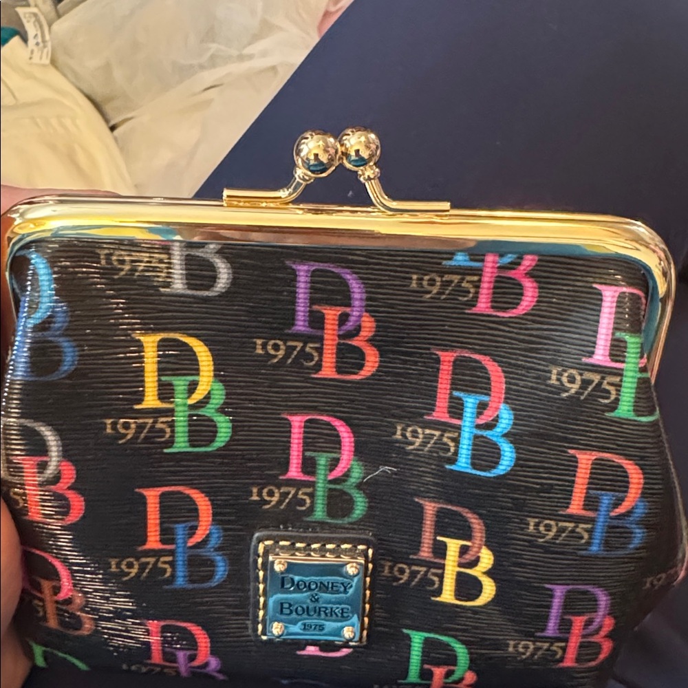 NWOT DOONEY & BOURKE MULTI COLOR LOGO KISS LOCK COIN PURSE LARGE - Picture 8 of 8